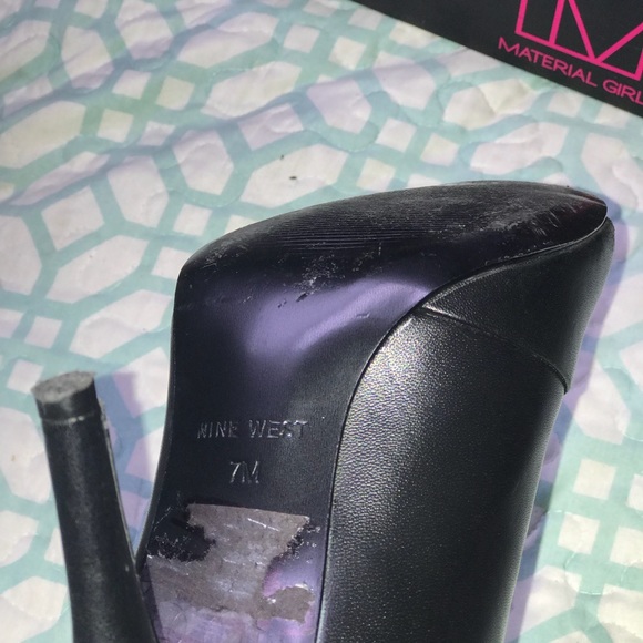 Nine West Black Open Toed Heels - Picture 4 of 5